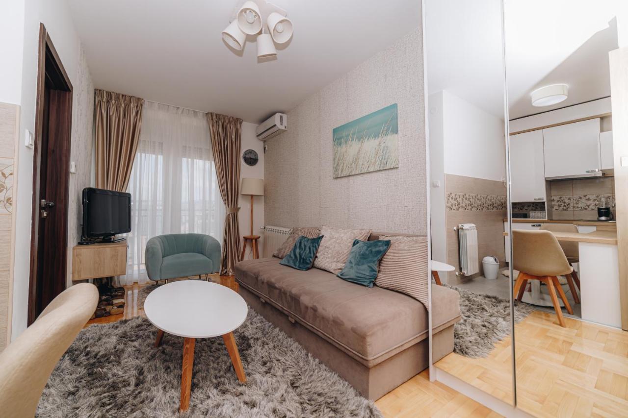Urban Lux Apartmani Kragujevac Exterior photo