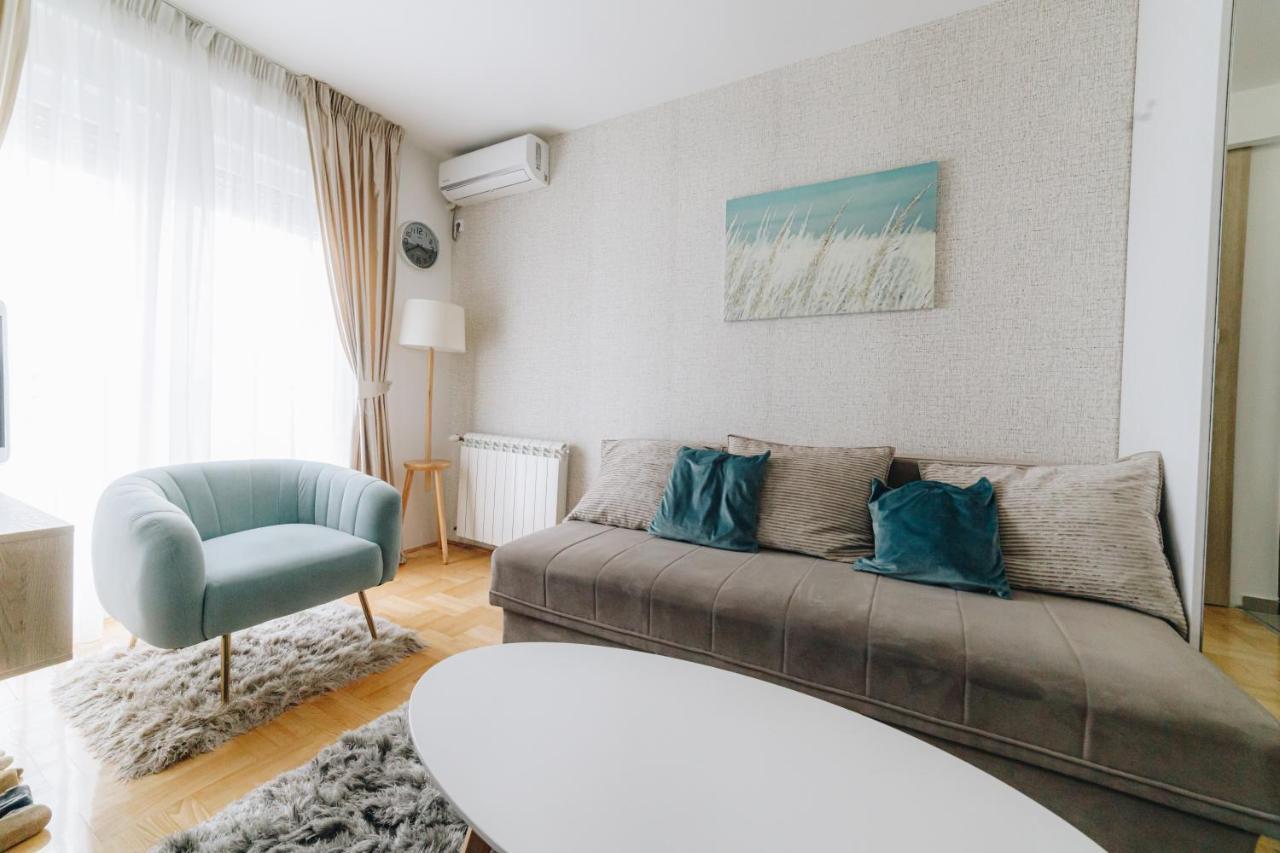 Urban Lux Apartmani Kragujevac Exterior photo